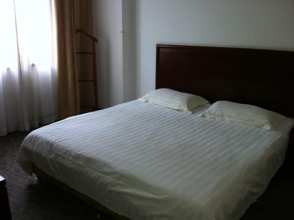 Greentree Inn Shanghai Chongming Bao Town Express Hotel Ruang foto